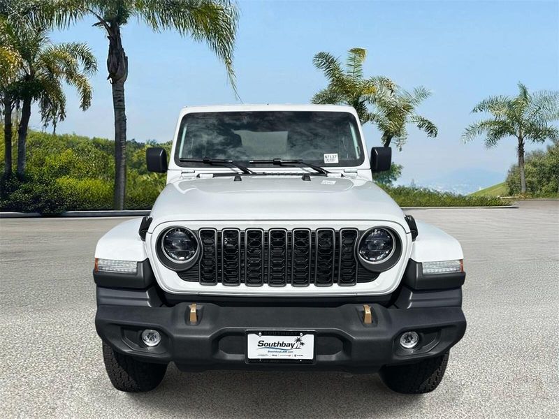 New 2026 Jeep Wrangler 4-door 85th Anniversary Edition