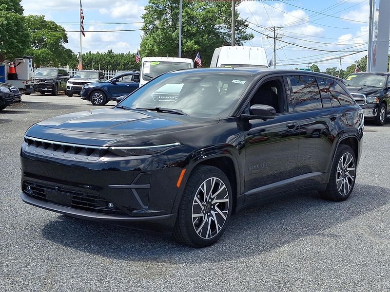 2025 Jeep Wagoneer S Limited photo 2