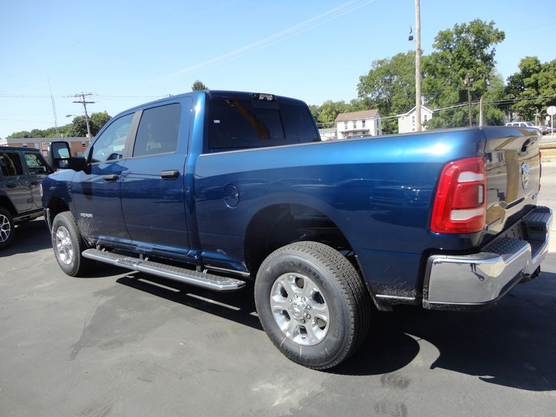 2024 RAM 2500 Big Horn Crew Cab 4x4 6