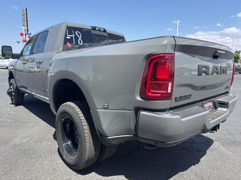 New 2026 RAM 3500 LaramieImage 5