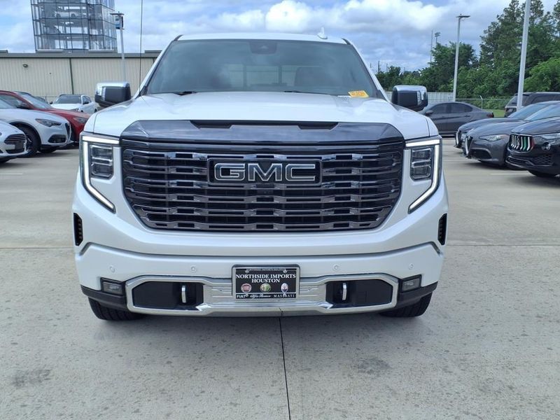 2024 GMC Sierra 1500 Denali UltimateImage 9