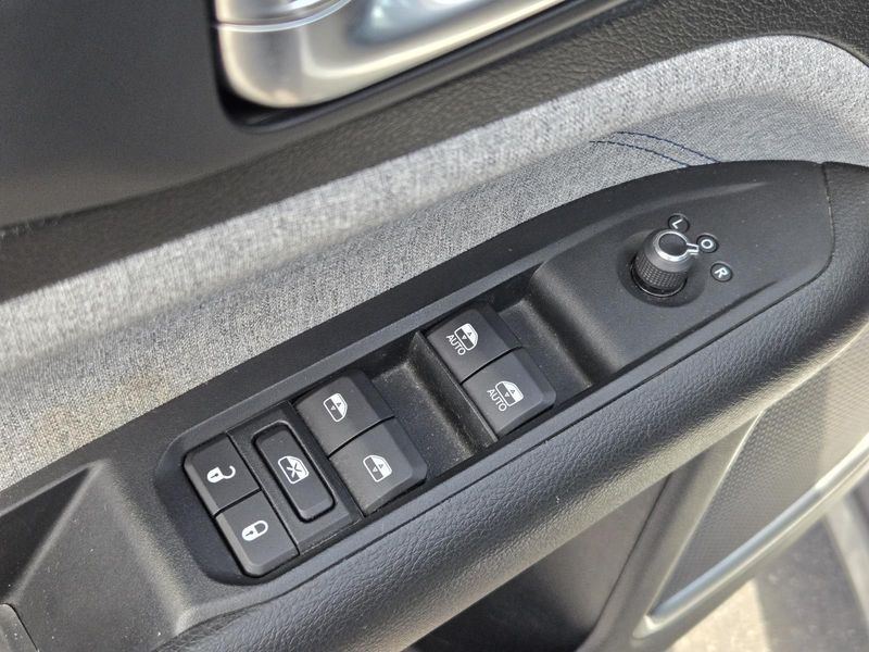 Used 2022 Jeep Compass Latitude FWD