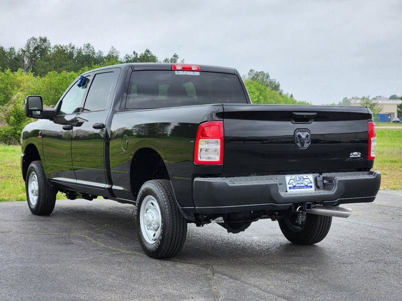 2024 RAM 2500 Tradesman Crew Cab 4x4 6