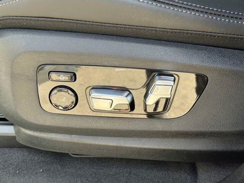 New 2026 BMW X7 xDrive40iImage 18