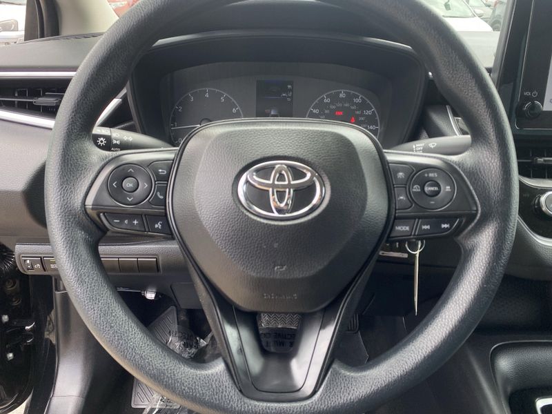 2024 Toyota Corolla LEImage 28