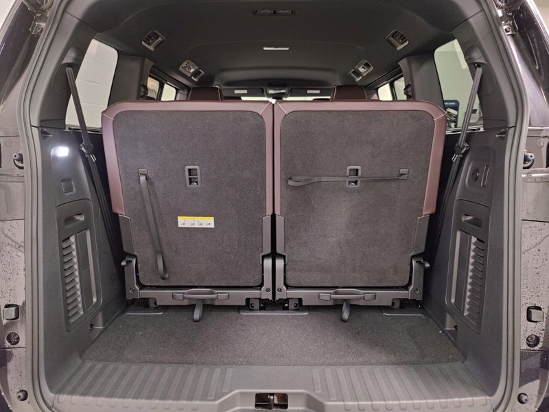 Used 2025 Volkswagen ID. Buzz Pro SImage 14