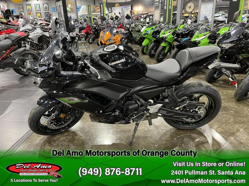 2025 Kawasaki NINJA 650 Image 8