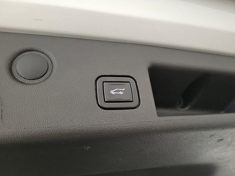 2021 Chevrolet Equinox LT photo 20