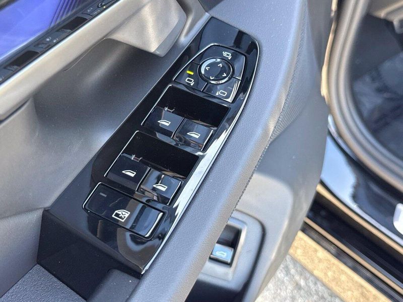 New 2027 BMW 5 Series 540i xDriveImage 15