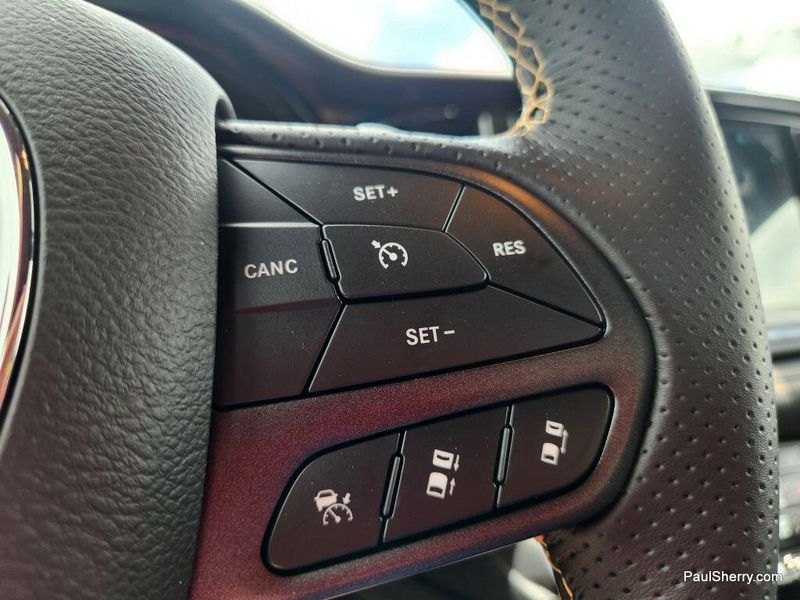 New 2025 Dodge Durango R/T 20th Anniversary Premium AwdImage 42