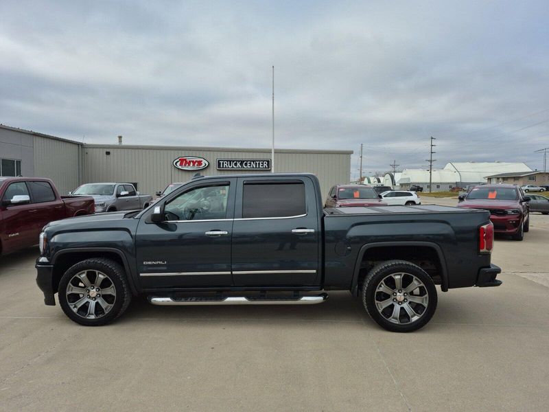 2017 GMC Sierra 1500 DenaliImage 39