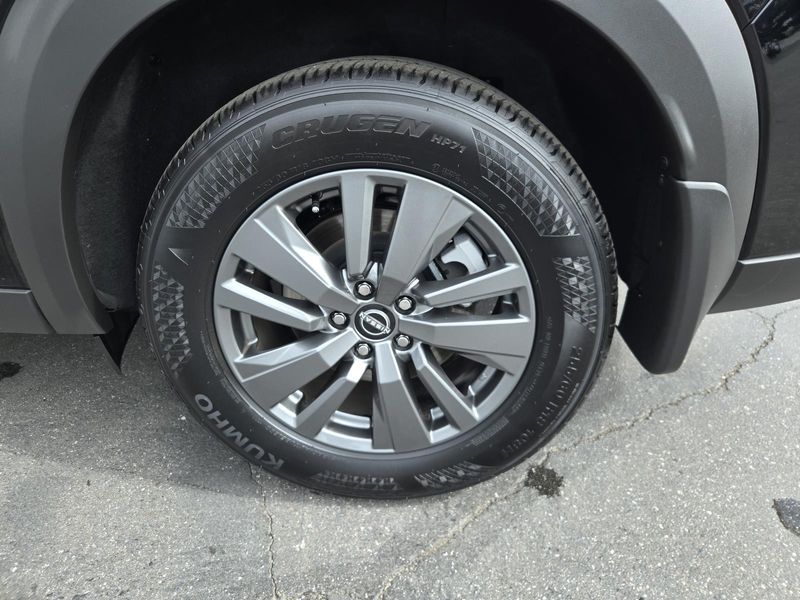 Used 2026 Nissan Pathfinder SV 2WD