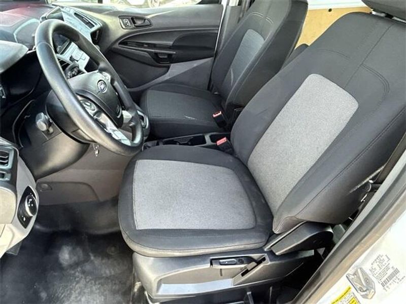2022 Ford Transit Connect XLImage 18