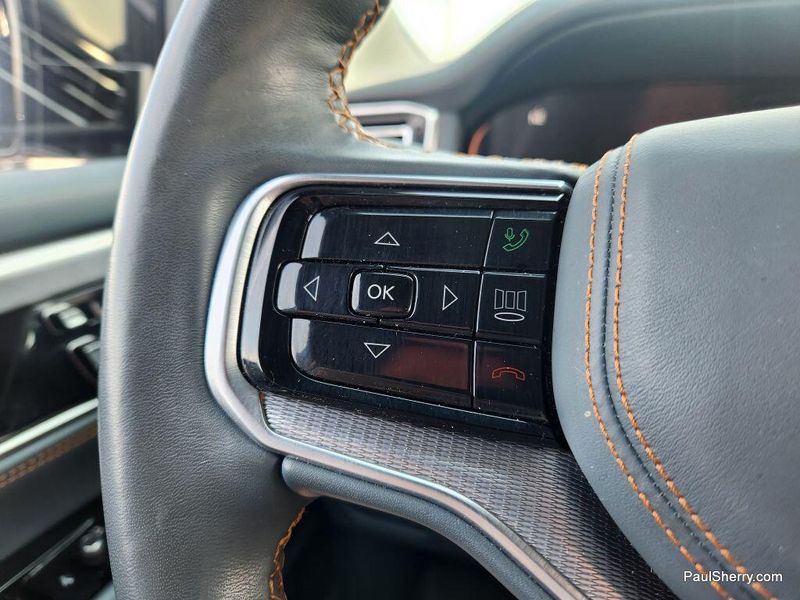 2023 Jeep Grand Wagoneer L II photo 34