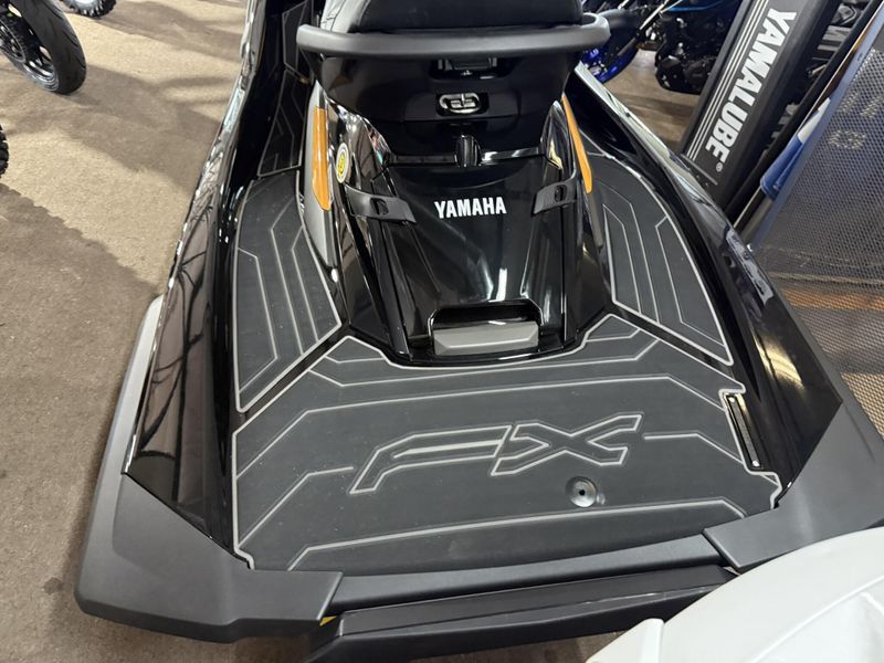 2025 Yamaha FX CRUISER HO W/AUDIO Image 16