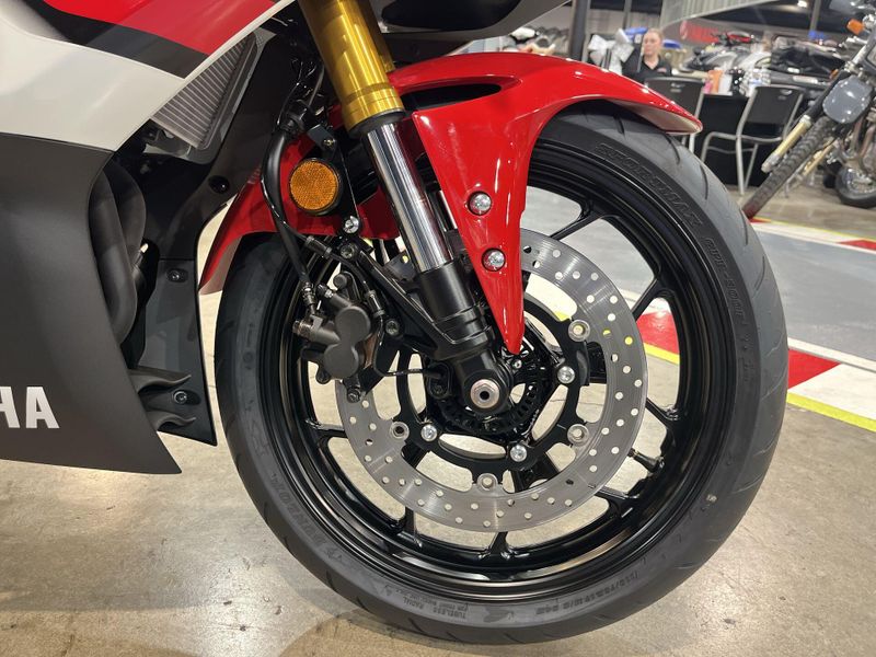 New 2026 Yamaha YZF-R3 ABS CA 70TH ANNIVERSARY EDITION Image 19