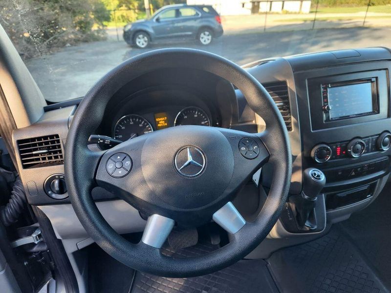 2017 Mercedes-Benz Sprinter 2500 Standard Roof V6Image 36