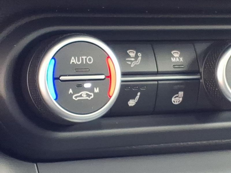 New 2025 Alfa Romeo Stelvio Intensa AwdImage 15