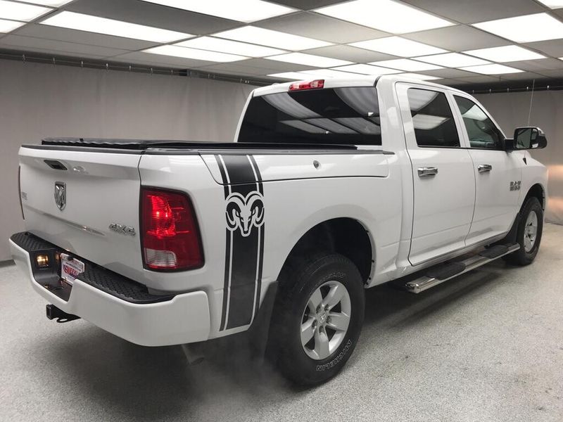 Used 2017 RAM 1500 ExpressImage 4