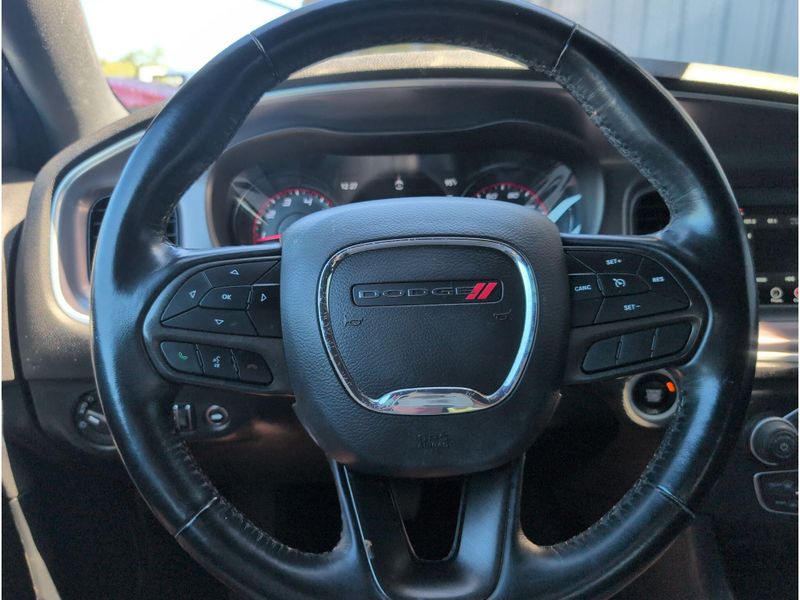 Used 2022 Dodge Charger SXTImage 21