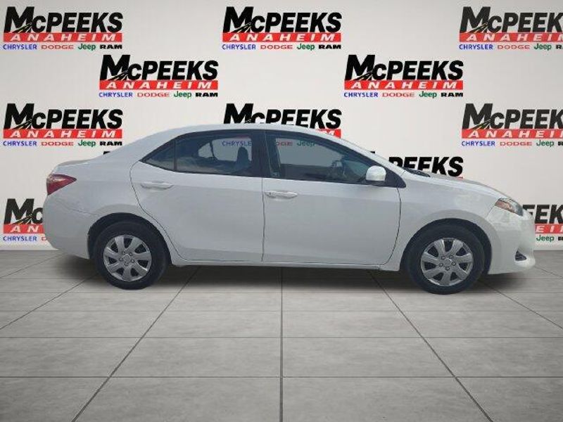 Used 2017 Toyota Corolla LImage 6