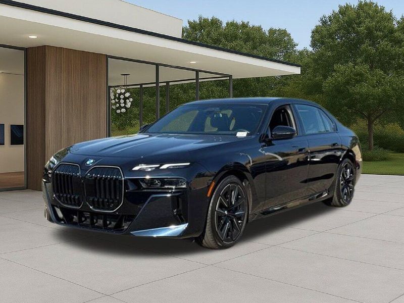 Used 2026 BMW 7 Series 740iImage 2