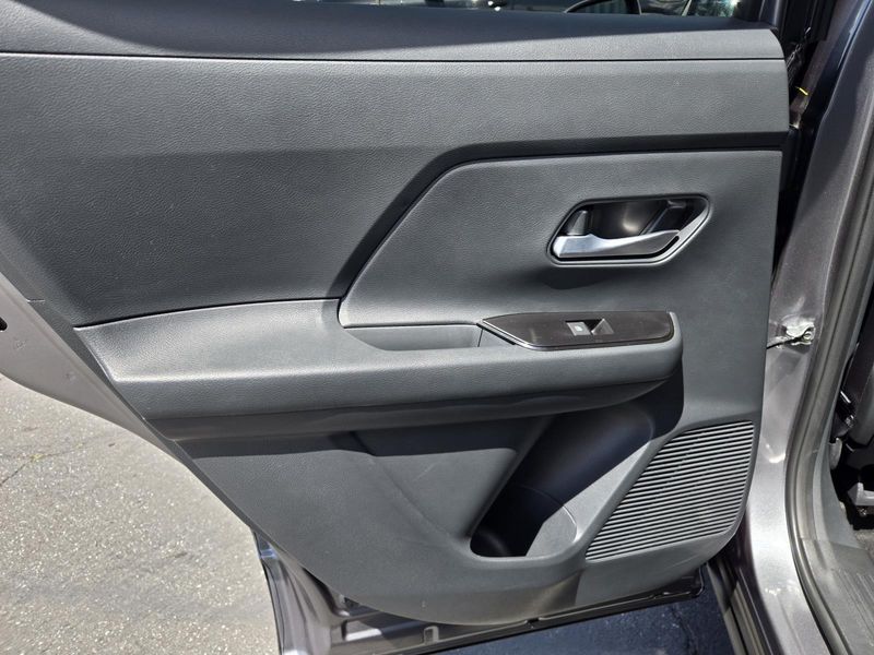 Used 2026 Nissan Kicks SV FWD