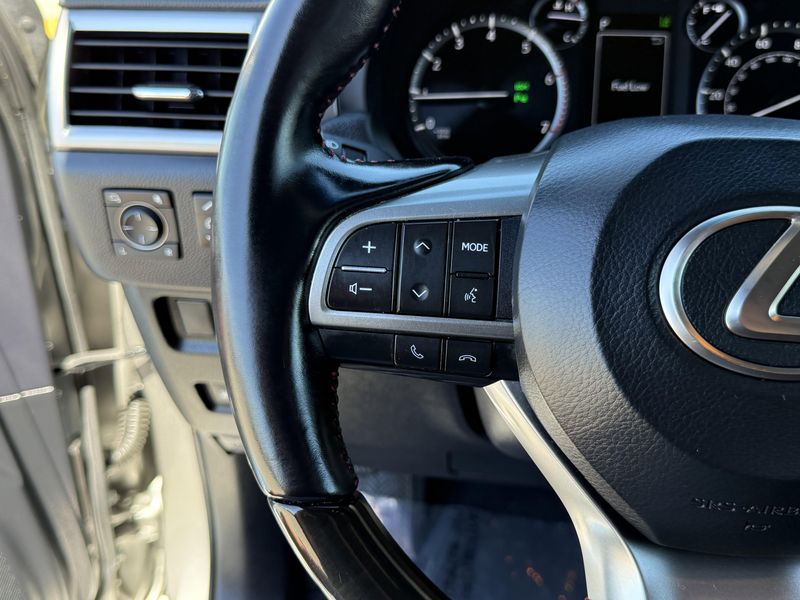 Used 2023 Lexus GX 460 PremiumImage 22