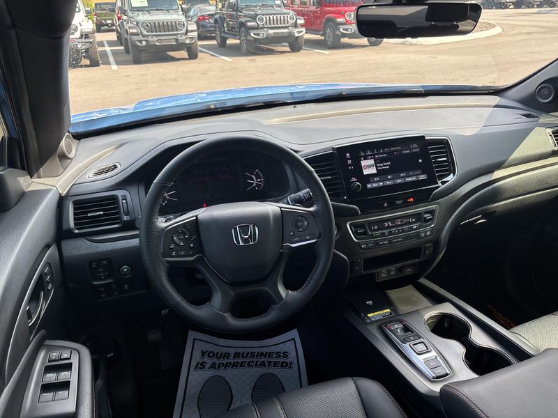 Used 2024 Honda Passport TrailSportImage 9