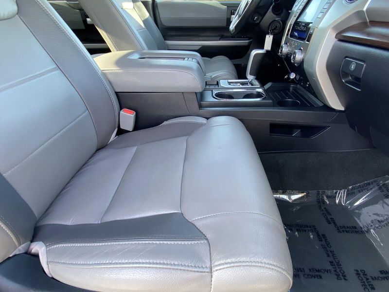 2018 Toyota Tundra Image 12
