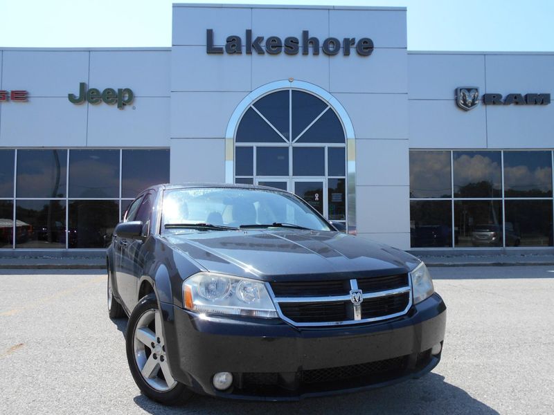 2010 Dodge Avenger R/TImage 3