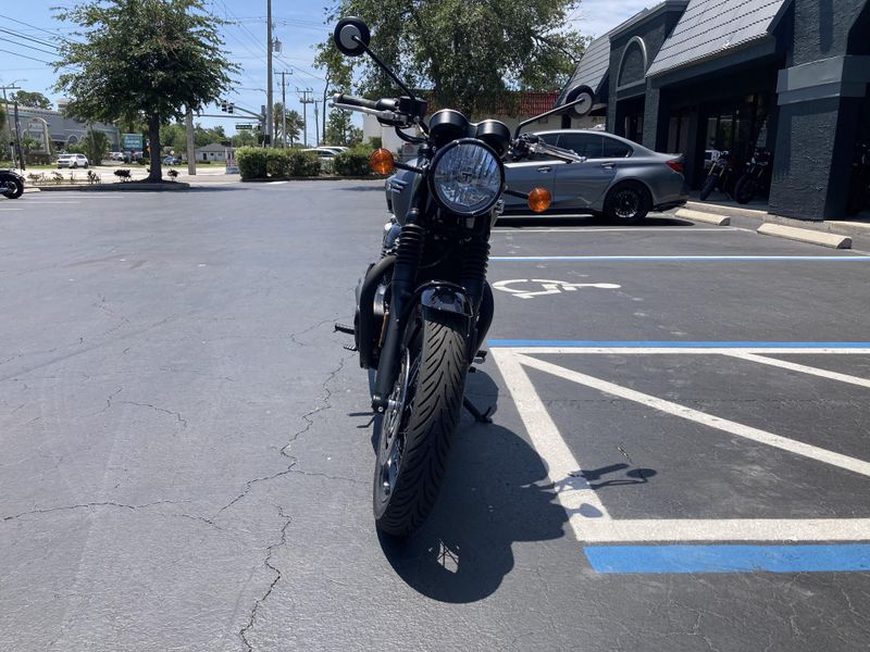 2025 Triumph BONNEVILLE T120 BLACK