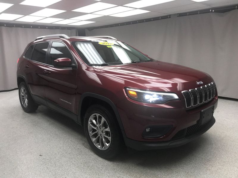 Used 2019 Jeep Cherokee Latitude PlusImage 17