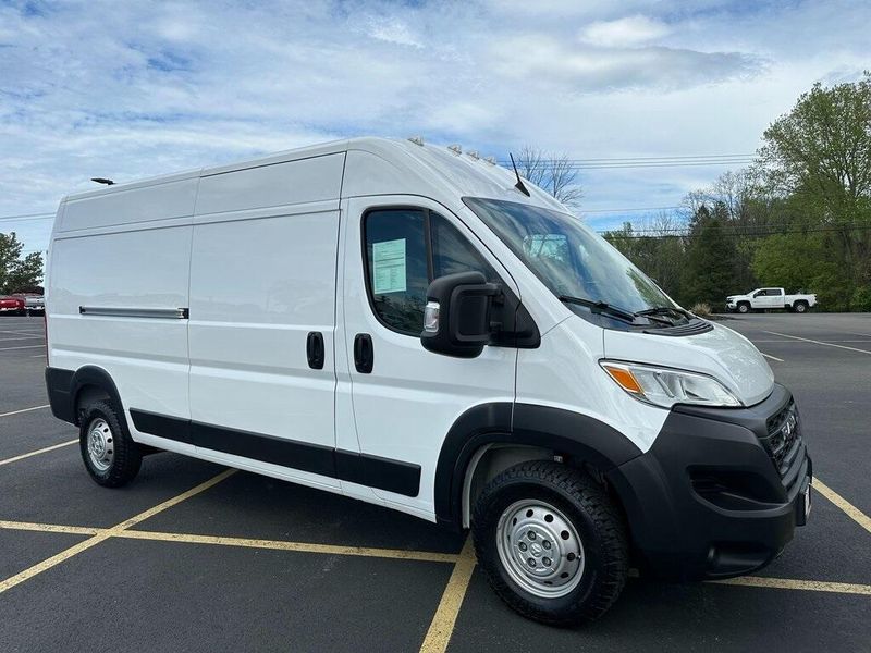 2023 RAM ProMaster 2500 High RoofImage 1