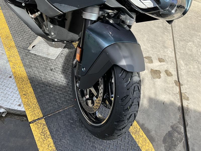 New 2026 BMW R 1300 RT Image 9