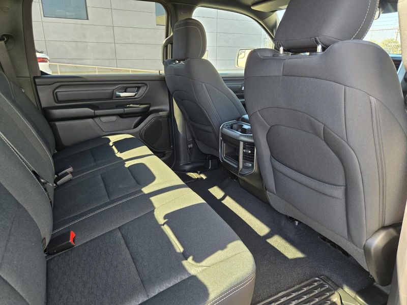New 2026 RAM 1500 Express Crew Cab 4x4 5'7' Box