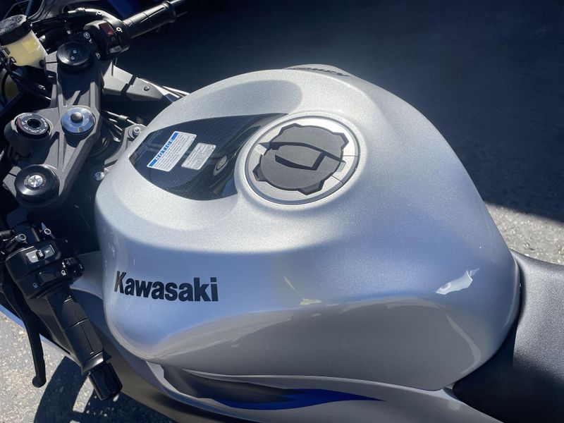 New 2027 Kawasaki NINJA ZX-6R Image 14
