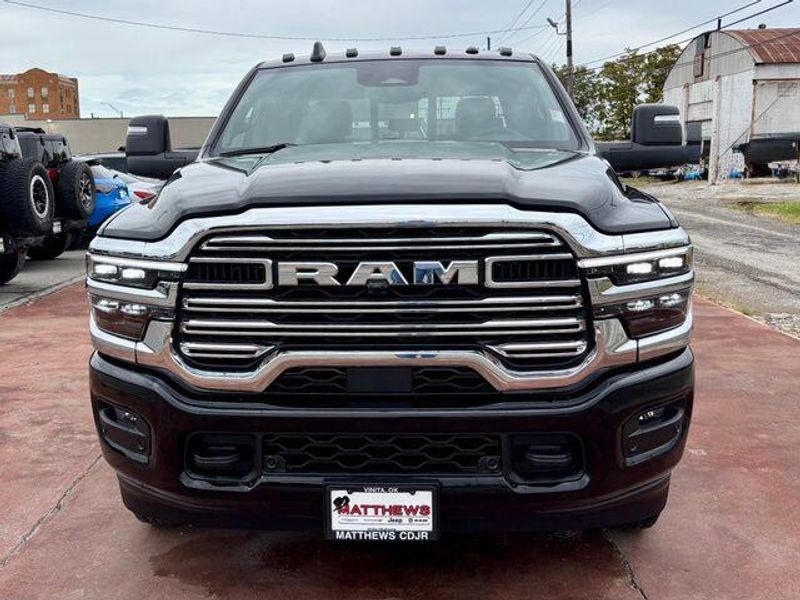 New 2027 RAM 3500 Big Horn Crew Cab Chassis 4x4 60