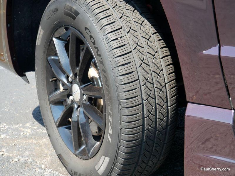 Used 2019 Dodge Grand Caravan SXTImage 33