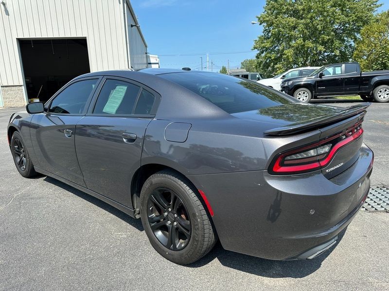 2018 Dodge Charger SXTImage 14