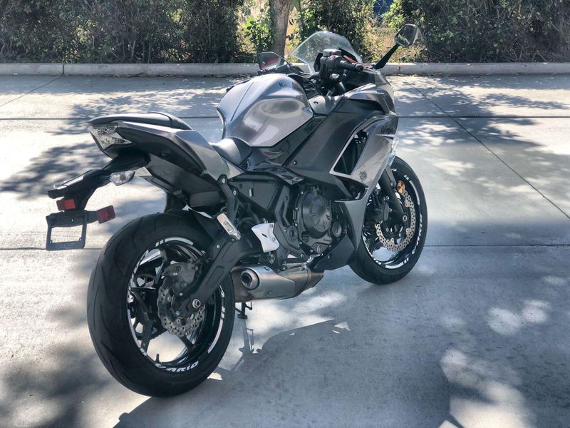 Used 2021 Kawasaki NINJA 650 Image 17