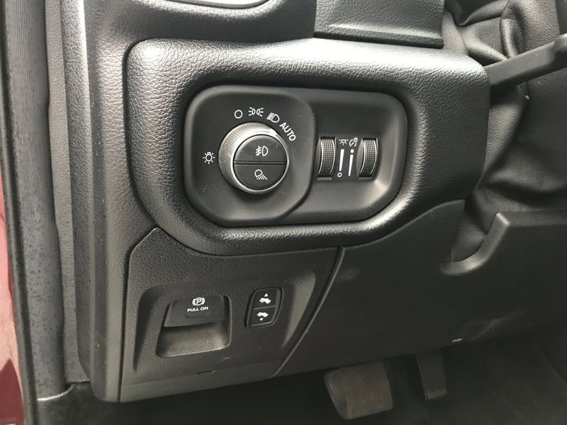 2019 RAM 1500 LaramieImage 5