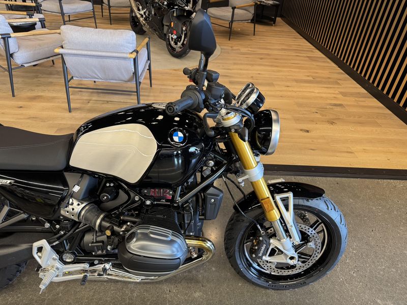2025 BMW R 12 nineT - BLACK STORM METALLIC