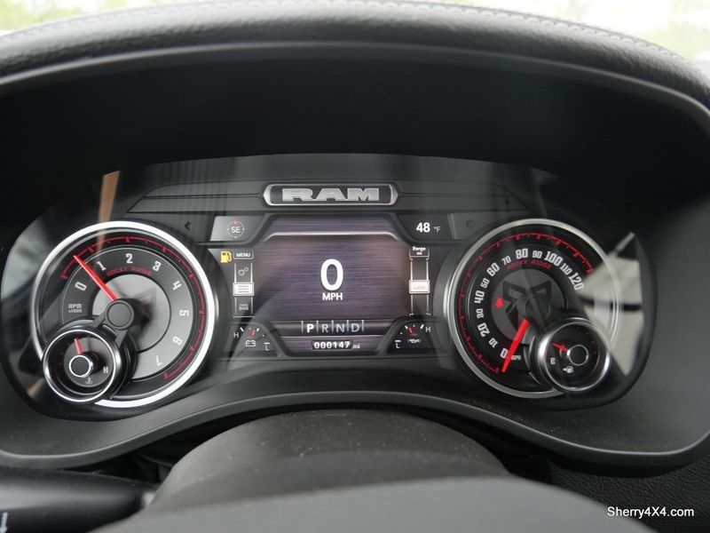 2022 RAM 1500 Laramie Crew Cab 4x4 5