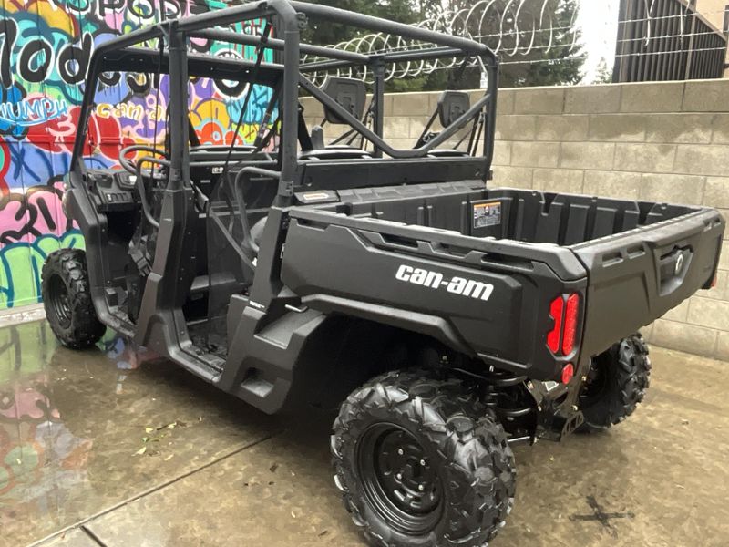 2025 Can-Am DEFENDER MAX 62 HD7 Image 6