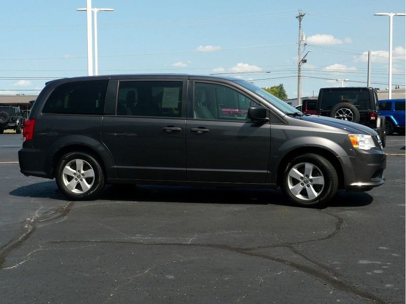 2019 Dodge Grand Caravan SEImage 10