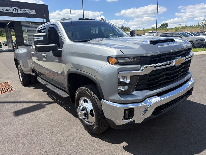Used 2024 Chevrolet Silverado 3500HD LTImage 6