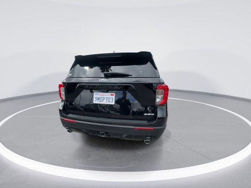 Used 2024 Ford Explorer ST-LineImage 7