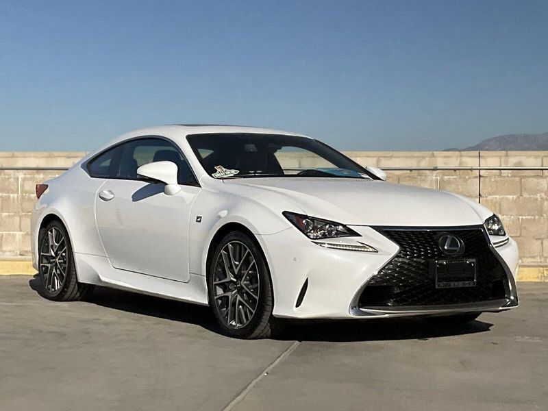 2018 Lexus RC 300Image 2