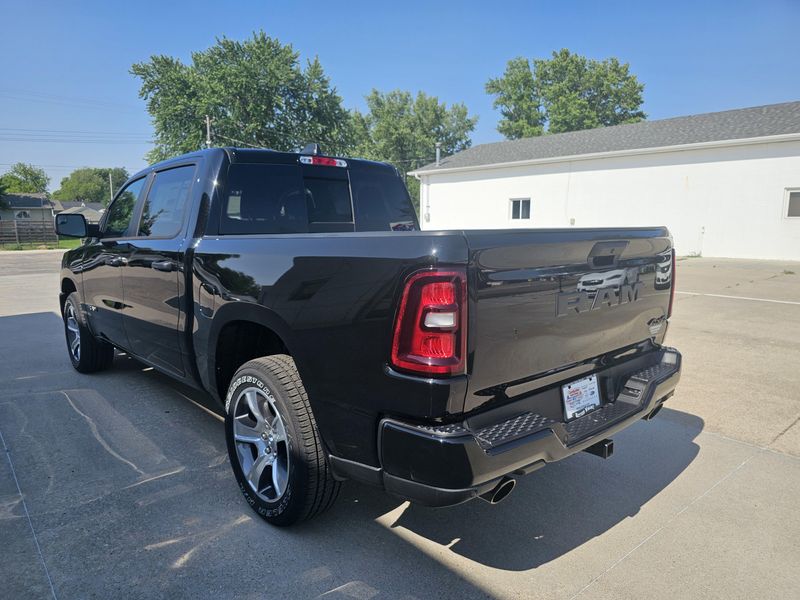 New 2025 RAM 1500 TradesmanImage 6